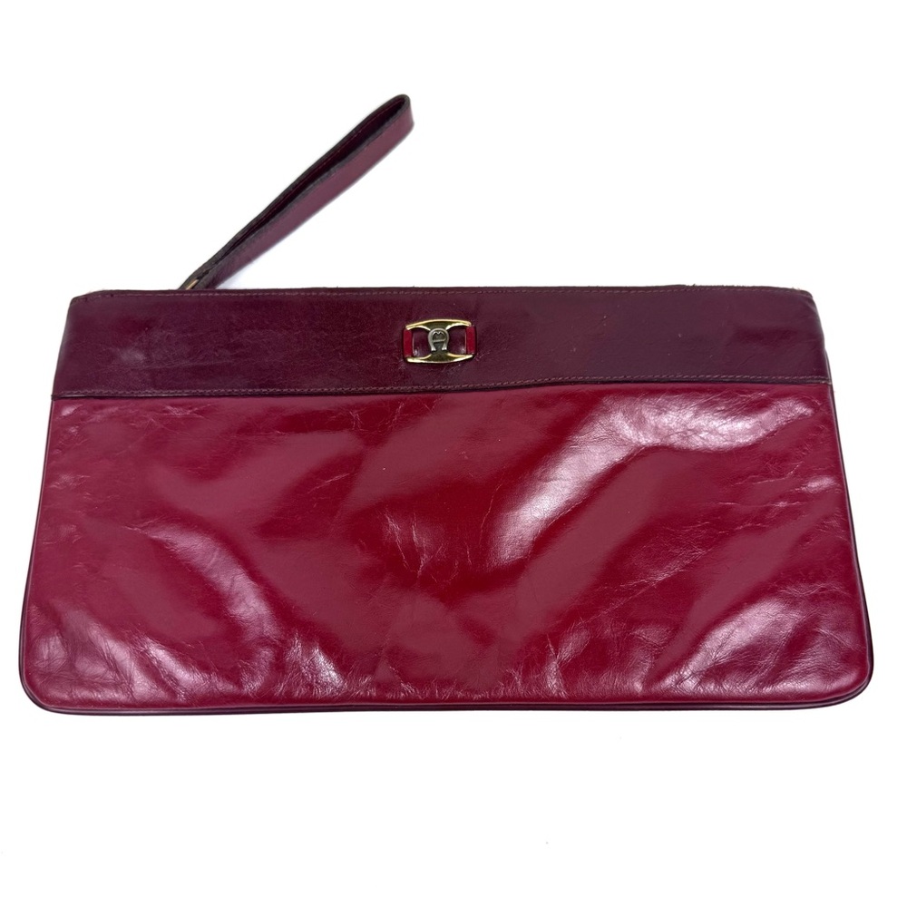 Etienne Aigner vintage leather 2-toned clutch in burgundy